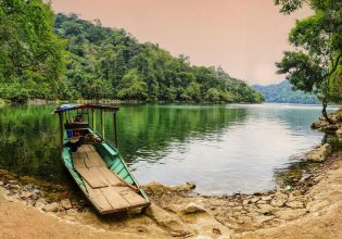 NGÀY 2: HỒ BA BỂ - THÁC BẢN GIỐC - ĐỘNG NGƯỜM NGAO 